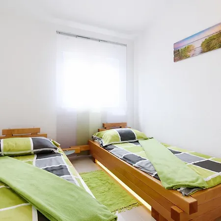 Apartament Maslina *